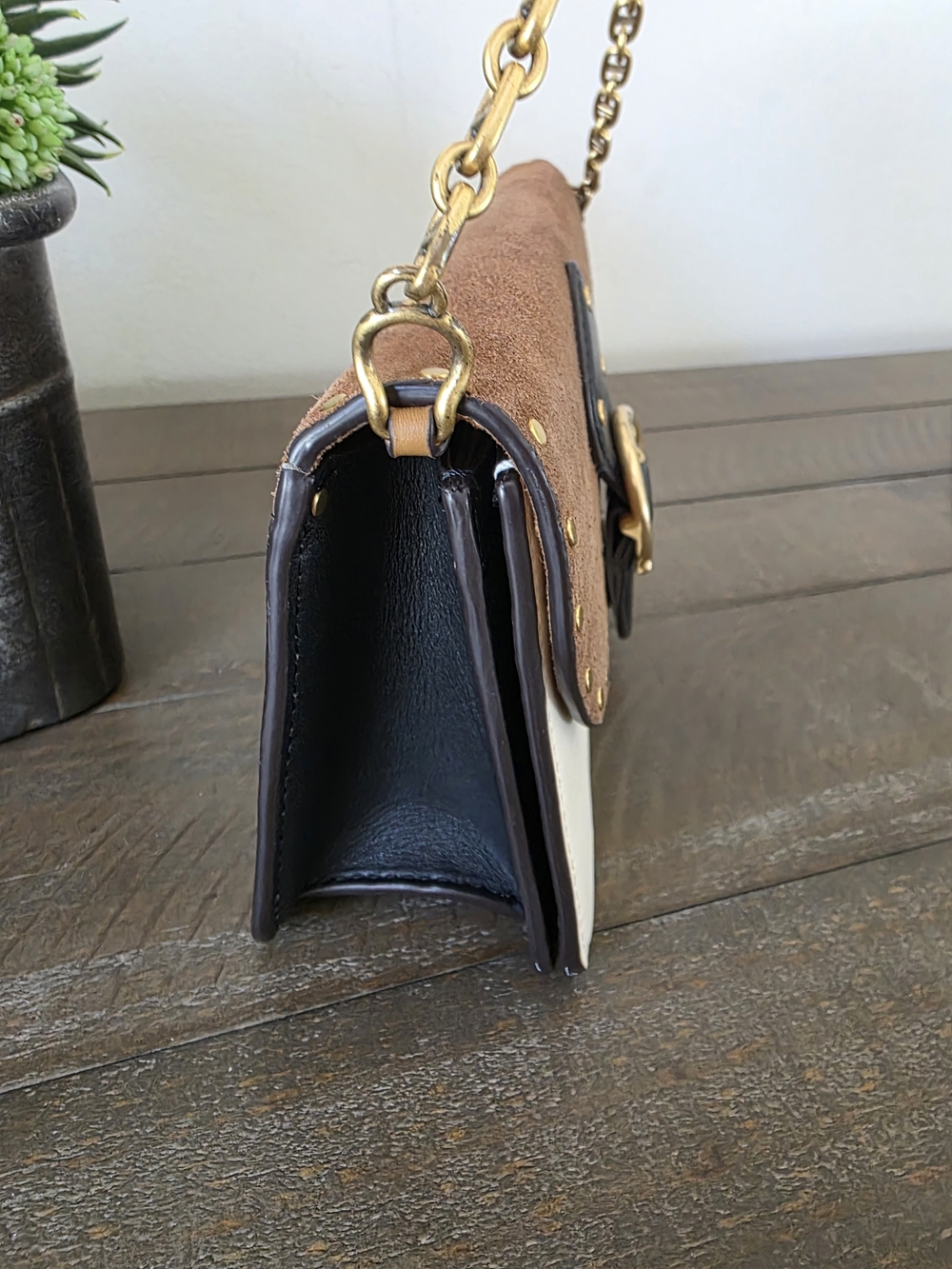 Coach Beat Crossbody Clutch Brown Suede White Leather Rivet Chain Strap - Picture 9 of 16